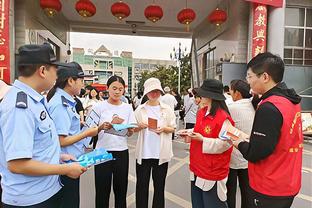 小海梅谈将对切特：既然我们都是本届顶级新秀 就让你们去讨论吧